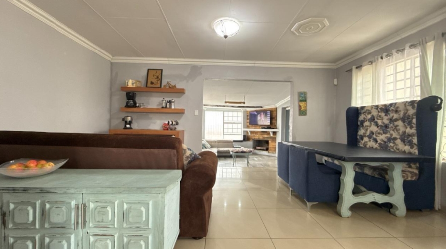 3 Bedroom Property for Sale in Albertsdal Gauteng