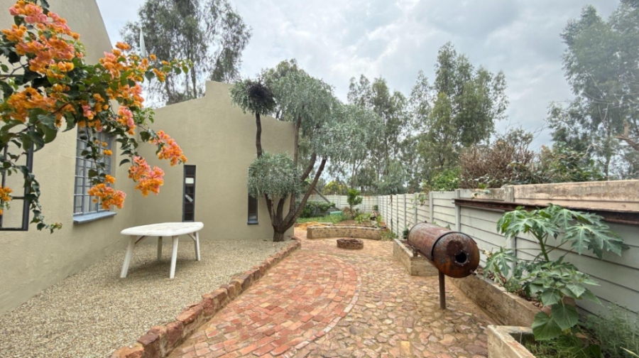 3 Bedroom Property for Sale in Albertsdal Gauteng