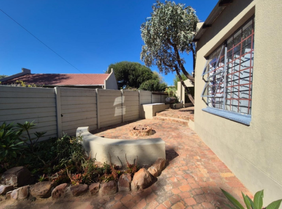 3 Bedroom Property for Sale in Albertsdal Gauteng