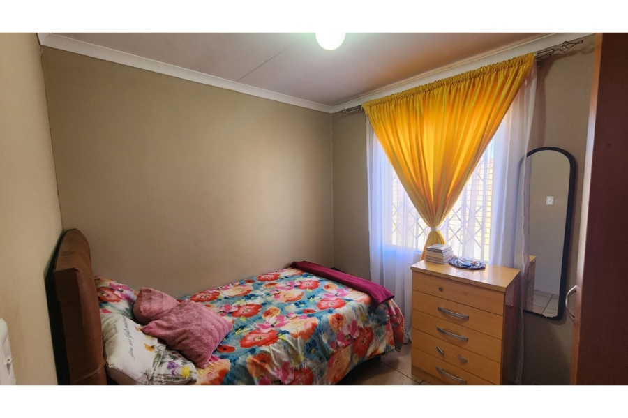 3 Bedroom Property for Sale in Windmill Park Gauteng