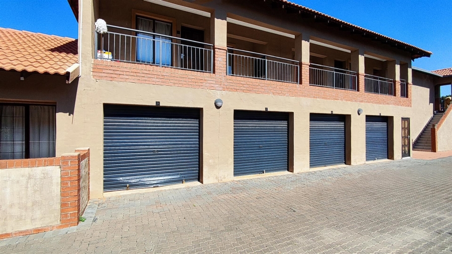 1 Bedroom Property for Sale in Kenleaf Gauteng