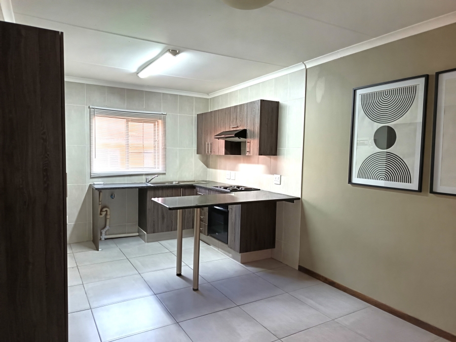1 Bedroom Property for Sale in Kenleaf Gauteng