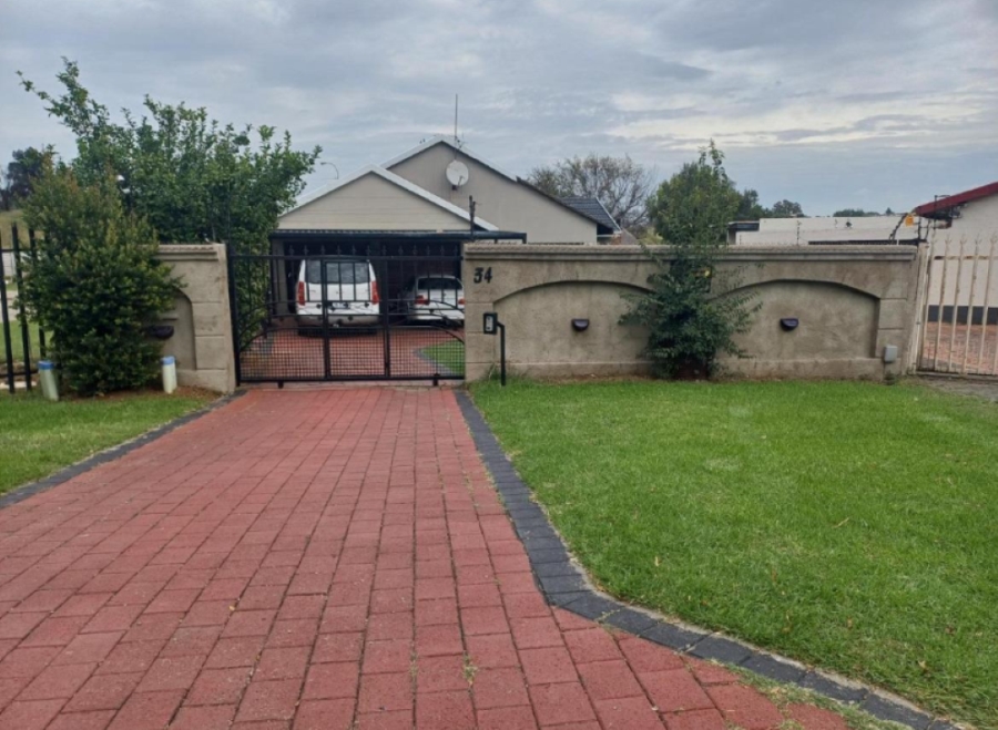 3 Bedroom Property for Sale in Brackenhurst Gauteng
