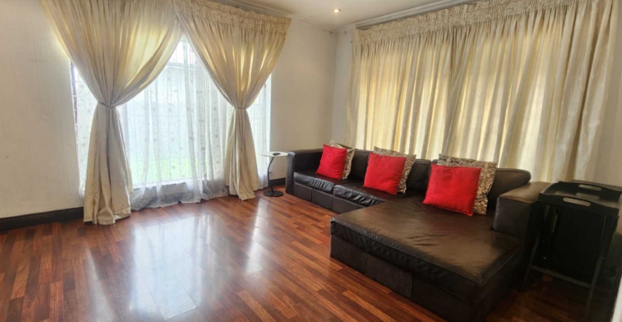 3 Bedroom Property for Sale in Brackenhurst Gauteng
