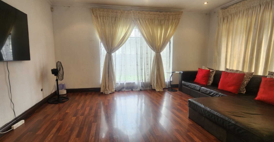 3 Bedroom Property for Sale in Brackenhurst Gauteng