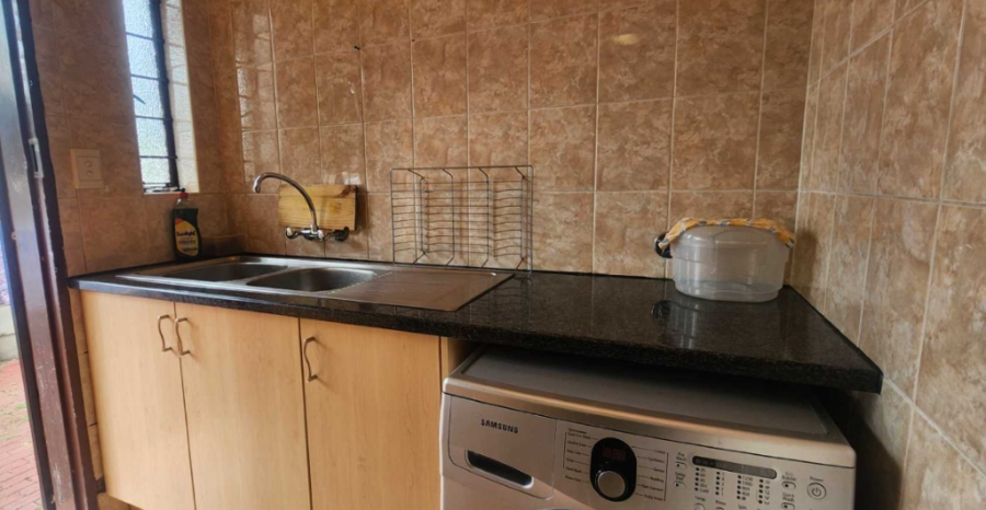 3 Bedroom Property for Sale in Brackenhurst Gauteng