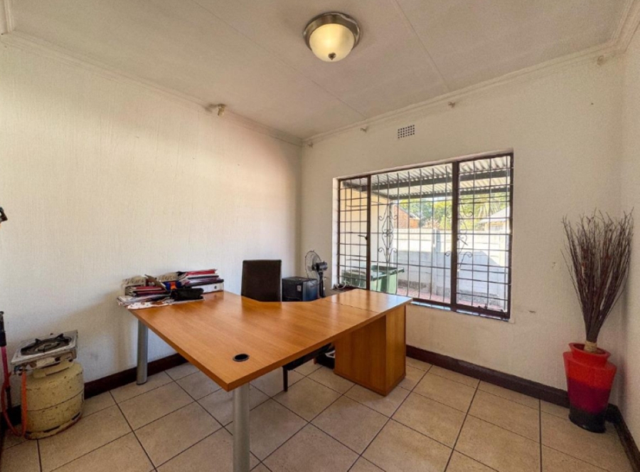 3 Bedroom Property for Sale in Brackenhurst Gauteng