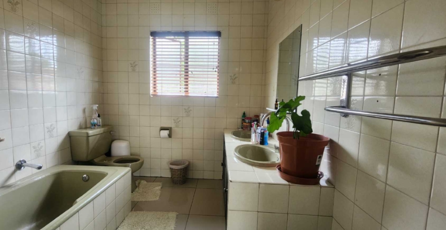 3 Bedroom Property for Sale in Brackenhurst Gauteng