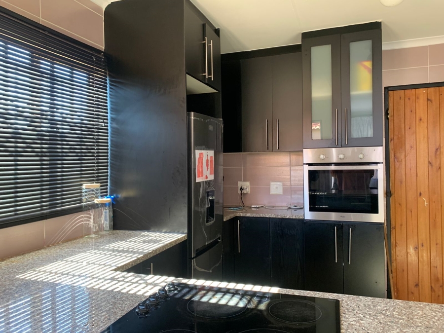 3 Bedroom Property for Sale in Protea Glen Gauteng