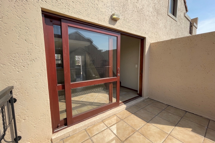 1 Bedroom Property for Sale in Sunninghill Gauteng