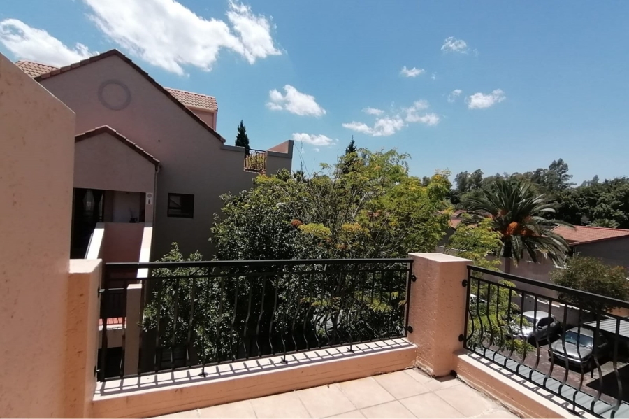 1 Bedroom Property for Sale in Sunninghill Gauteng
