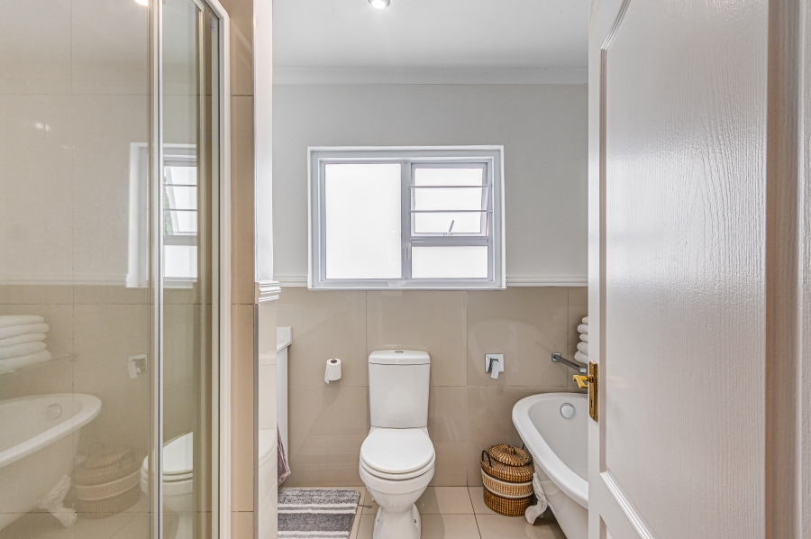 3 Bedroom Property for Sale in Bryanston Gauteng