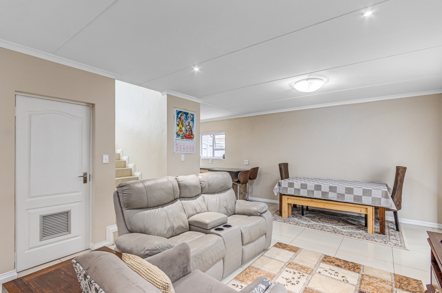 3 Bedroom Property for Sale in Bryanston Gauteng