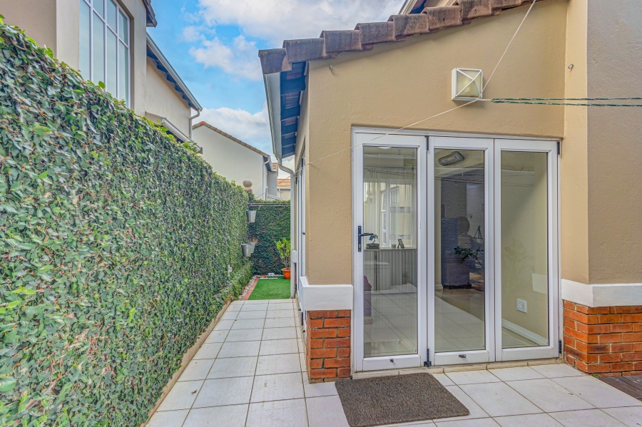 3 Bedroom Property for Sale in Bryanston Gauteng