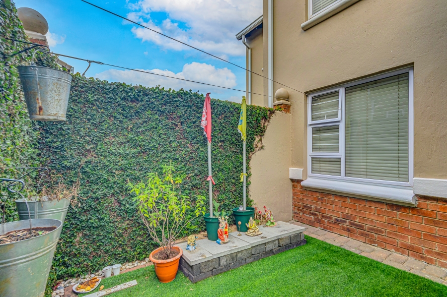 3 Bedroom Property for Sale in Bryanston Gauteng