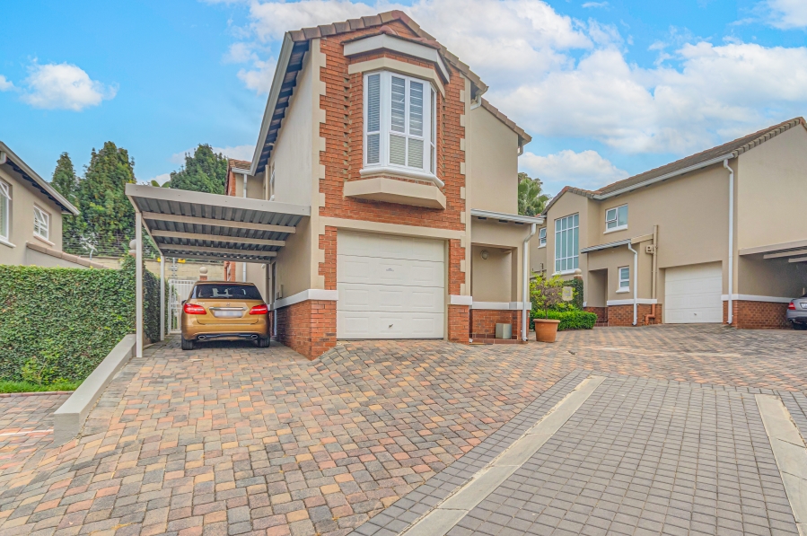 3 Bedroom Property for Sale in Bryanston Gauteng