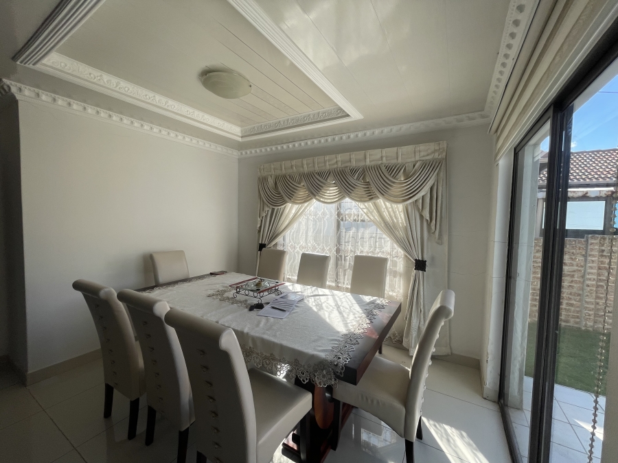 3 Bedroom Property for Sale in Parkrand Gauteng