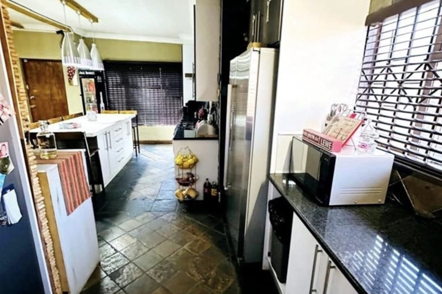 4 Bedroom Property for Sale in Annlin Gauteng