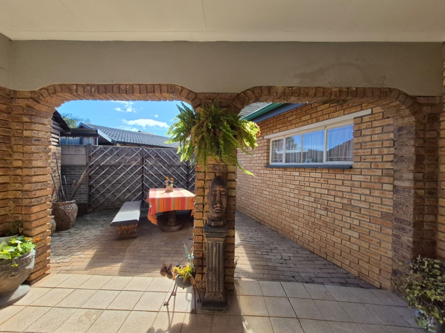 3 Bedroom Property for Sale in Culemborg Park Gauteng