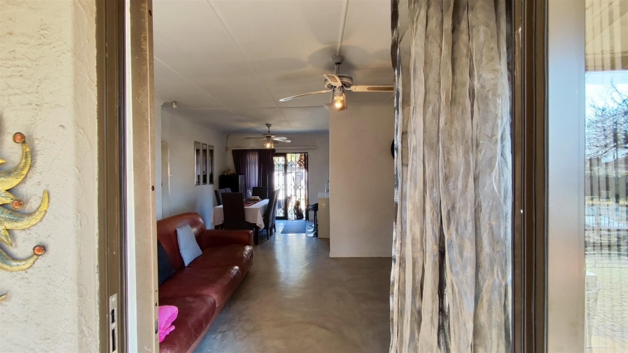 3 Bedroom Property for Sale in Highway Gardens Gauteng