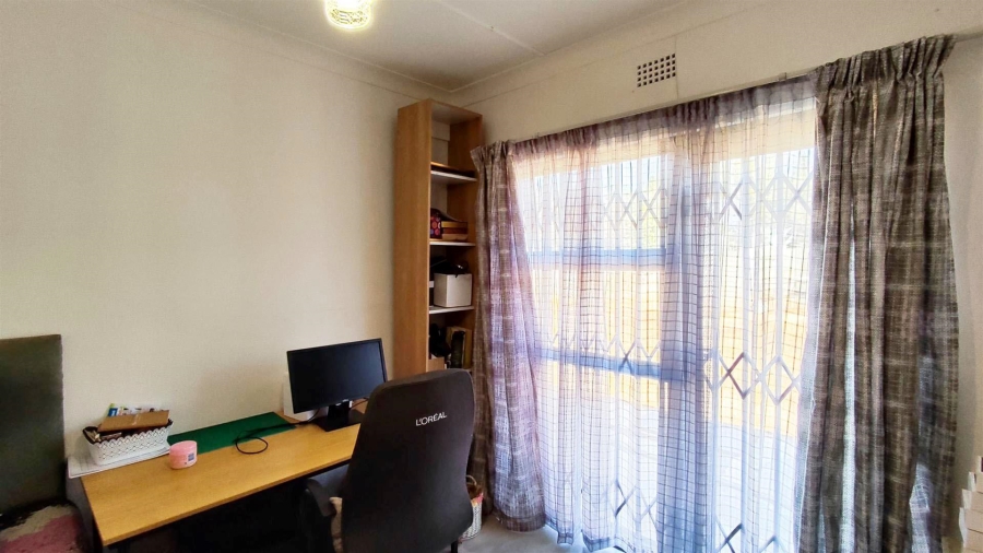 3 Bedroom Property for Sale in Highway Gardens Gauteng