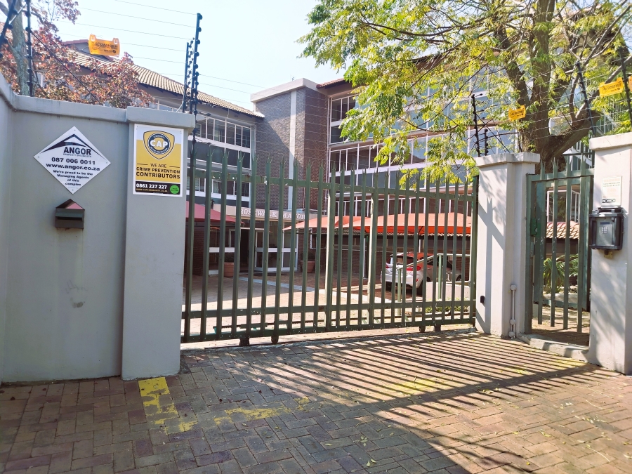 To Let 2 Bedroom Property for Rent in Parkmore Gauteng