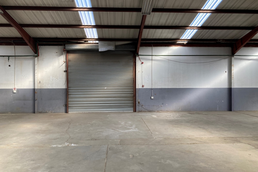 To Let commercial Property for Rent in Anderbolt Gauteng