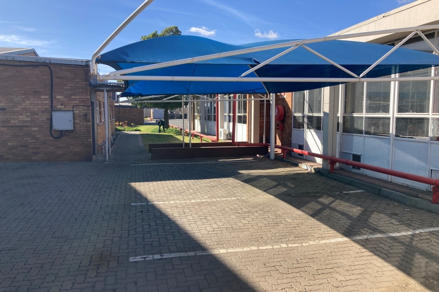 To Let commercial Property for Rent in Anderbolt Gauteng