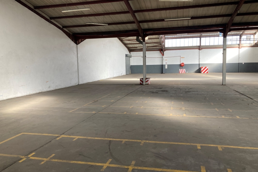 To Let commercial Property for Rent in Anderbolt Gauteng
