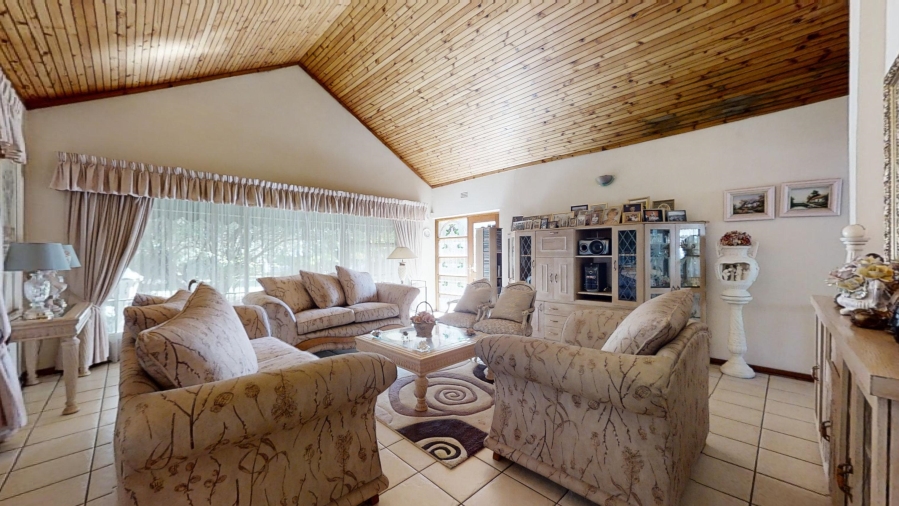 4 Bedroom Property for Sale in Fairlead Gauteng
