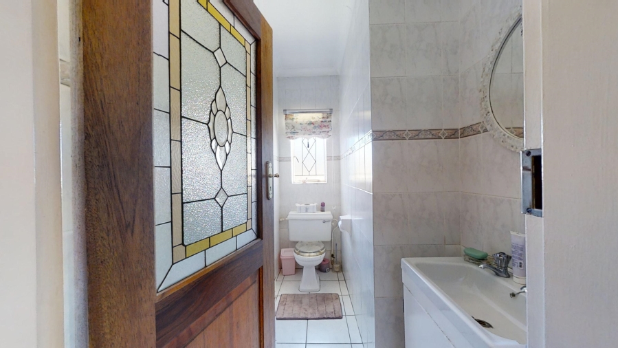 4 Bedroom Property for Sale in Fairlead Gauteng