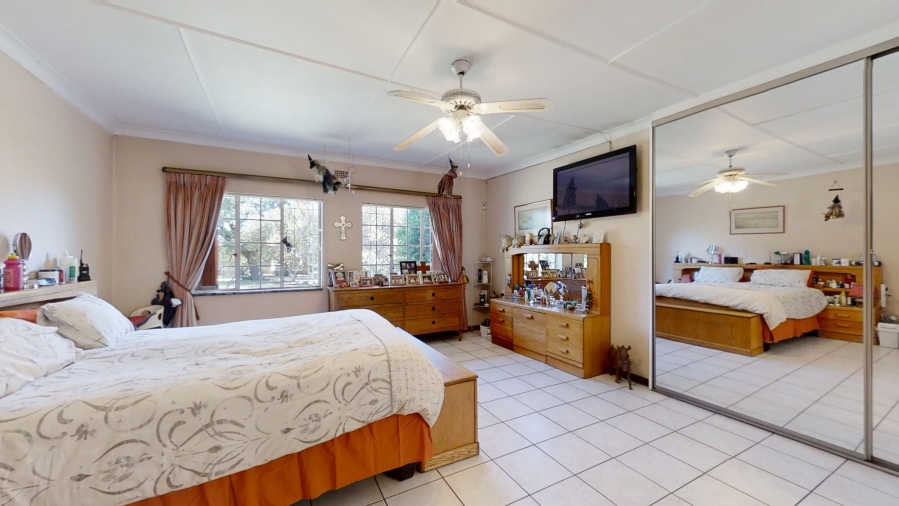 4 Bedroom Property for Sale in Fairlead Gauteng