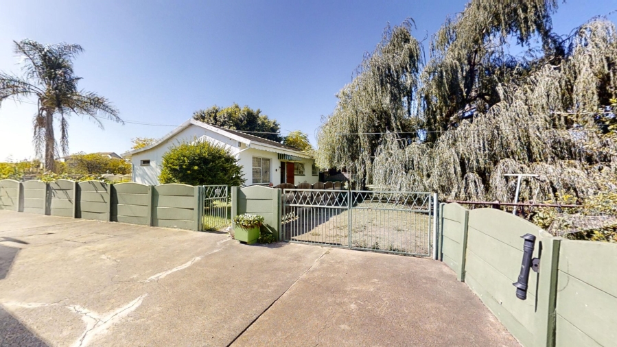 4 Bedroom Property for Sale in Fairlead Gauteng