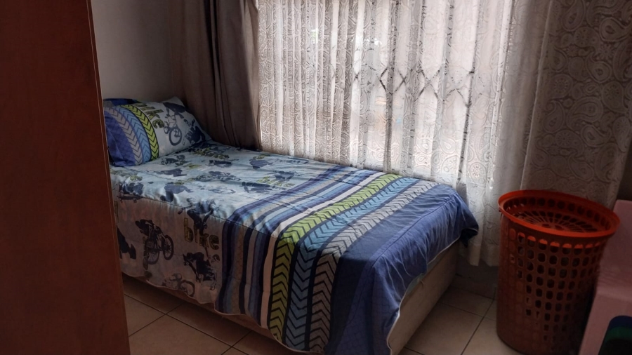 4 Bedroom Property for Sale in Dawn Park Gauteng