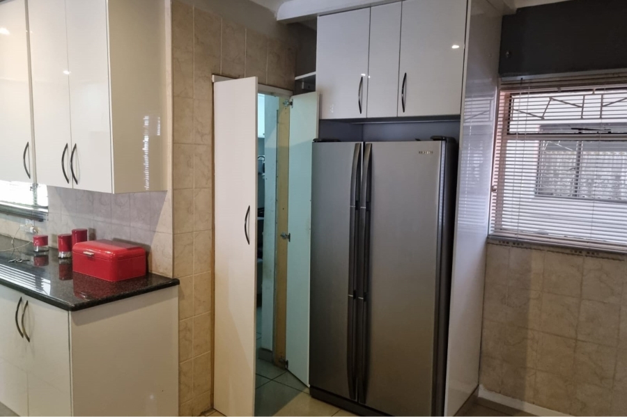 4 Bedroom Property for Sale in Petersfield Gauteng