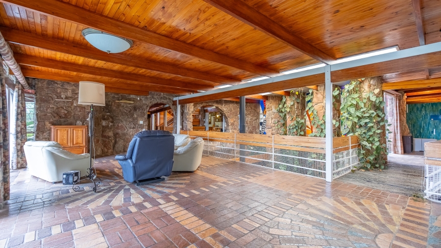 10 Bedroom Property for Sale in Olympus AH Gauteng
