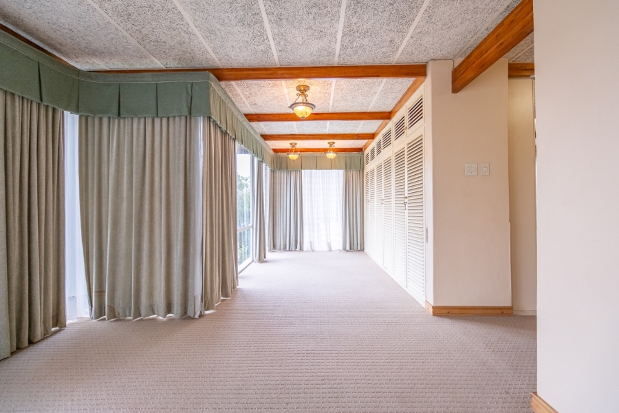 10 Bedroom Property for Sale in Olympus AH Gauteng