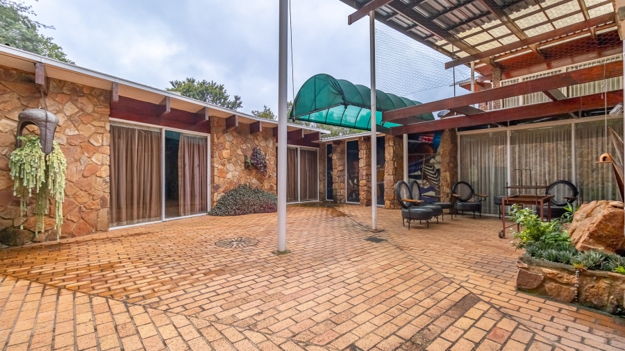 10 Bedroom Property for Sale in Olympus AH Gauteng