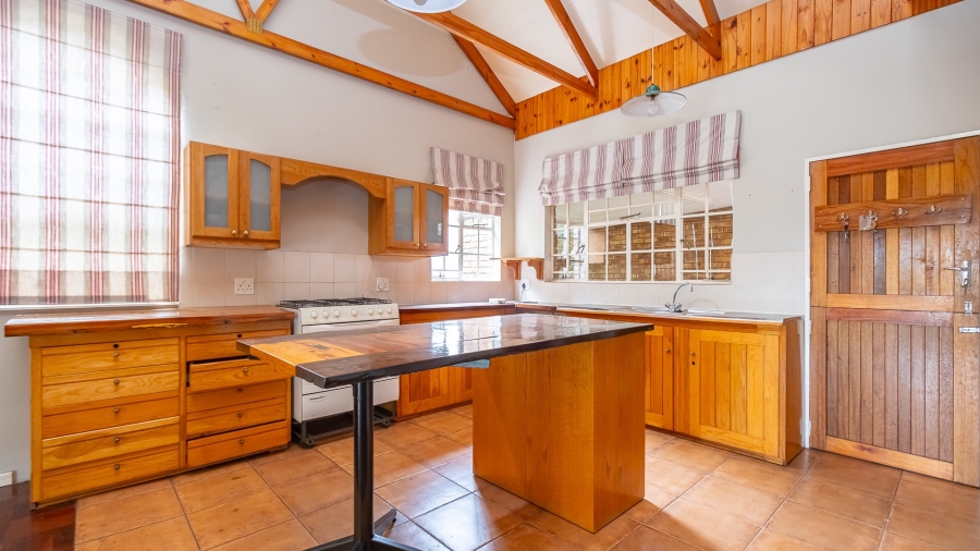 10 Bedroom Property for Sale in Olympus AH Gauteng
