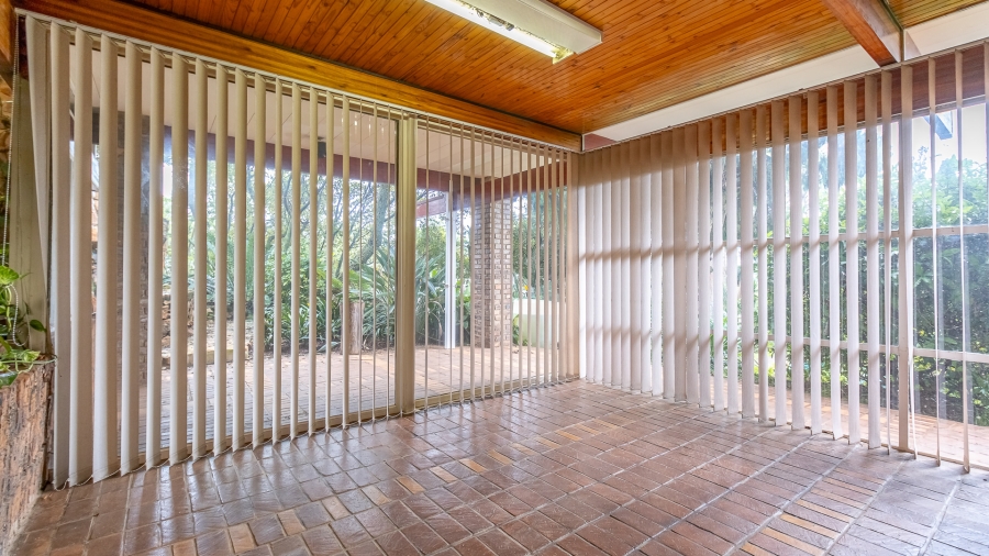 10 Bedroom Property for Sale in Olympus AH Gauteng