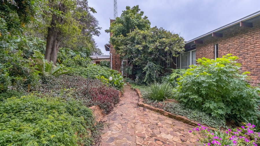 10 Bedroom Property for Sale in Olympus AH Gauteng