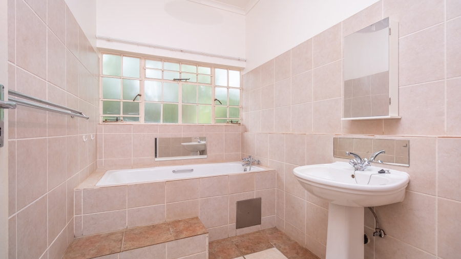 10 Bedroom Property for Sale in Olympus AH Gauteng