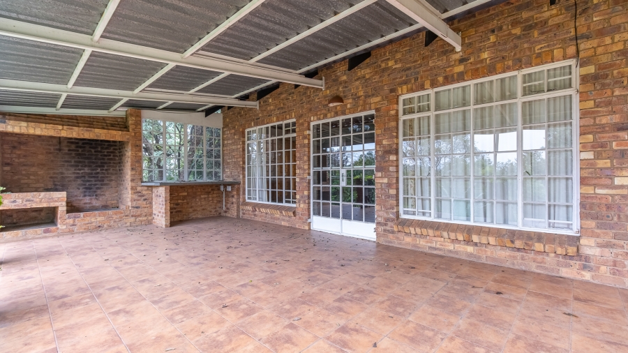 10 Bedroom Property for Sale in Olympus AH Gauteng