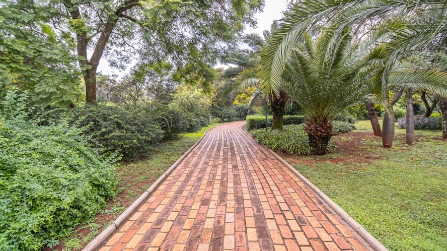 10 Bedroom Property for Sale in Olympus AH Gauteng