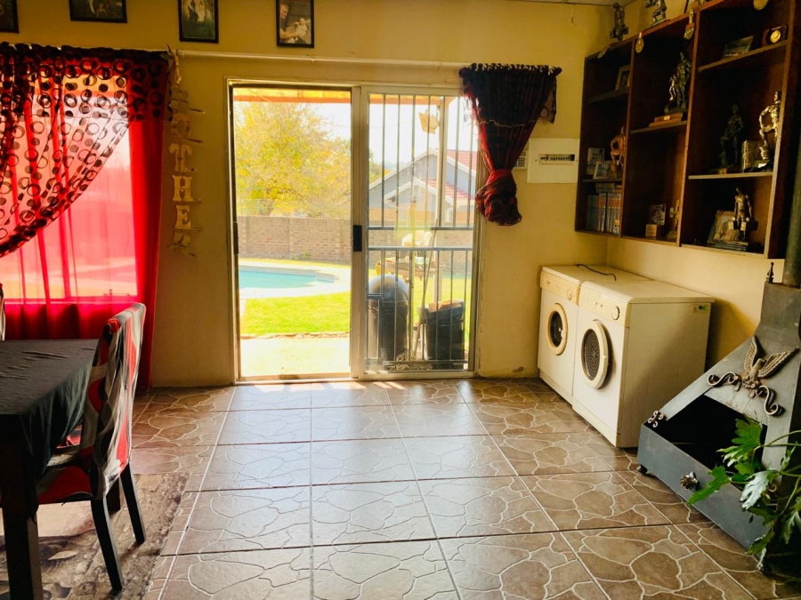 4 Bedroom Property for Sale in Rensburg Gauteng