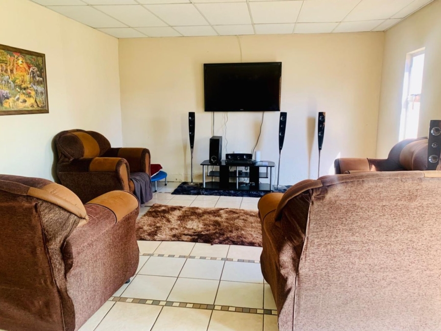 4 Bedroom Property for Sale in Rensburg Gauteng
