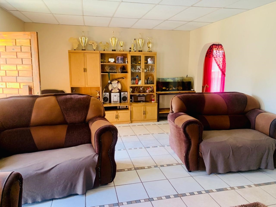 4 Bedroom Property for Sale in Rensburg Gauteng