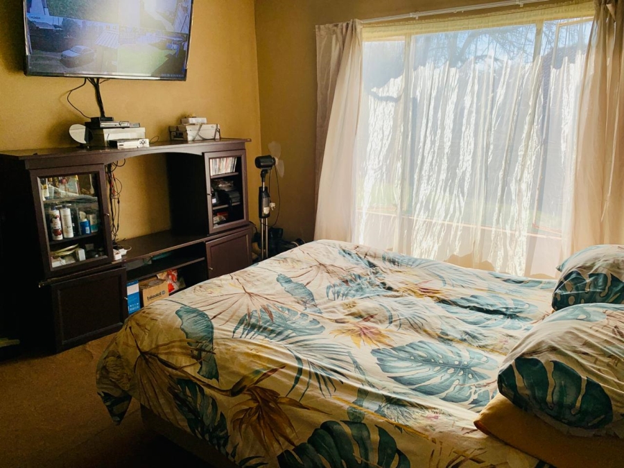 4 Bedroom Property for Sale in Rensburg Gauteng