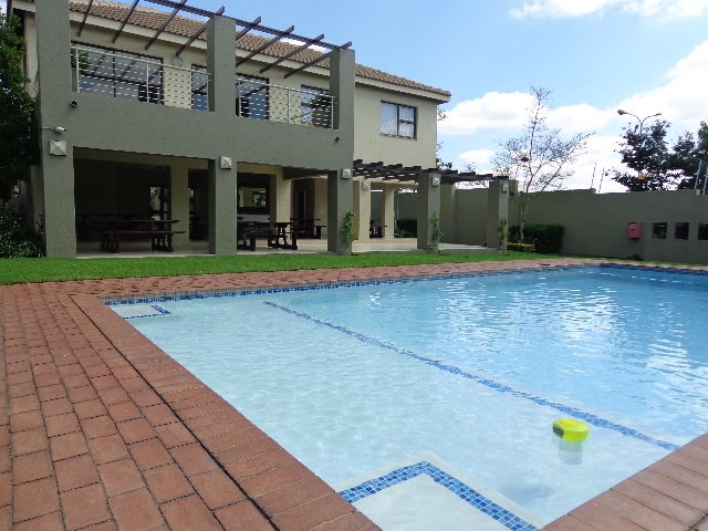To Let 1 Bedroom Property for Rent in Bryanston Gauteng