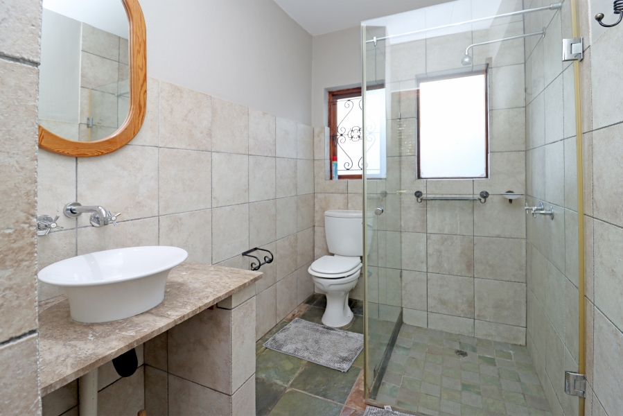 To Let 4 Bedroom Property for Rent in Linden Gauteng